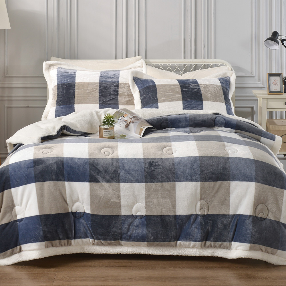 [LY SHIN BEDDING] Betrise Chic blue plaid | Simple Milk Velvet X Lamb Velvet  Hemming Double-sided thickened multi-functional warm quilt (big size 180X210CM), , large