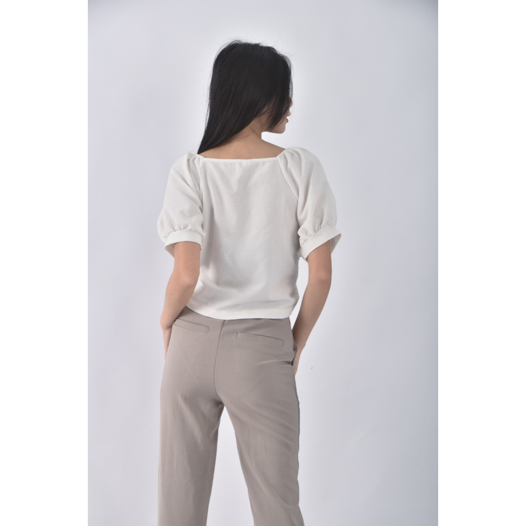 (S) miffy studio方領白色短袖上衣二手衣, , large