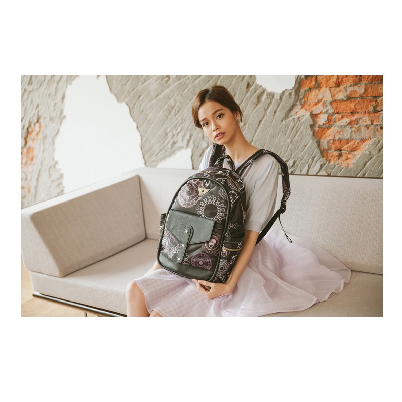 【iwow】 Classic Backpack / Original design painting, , large