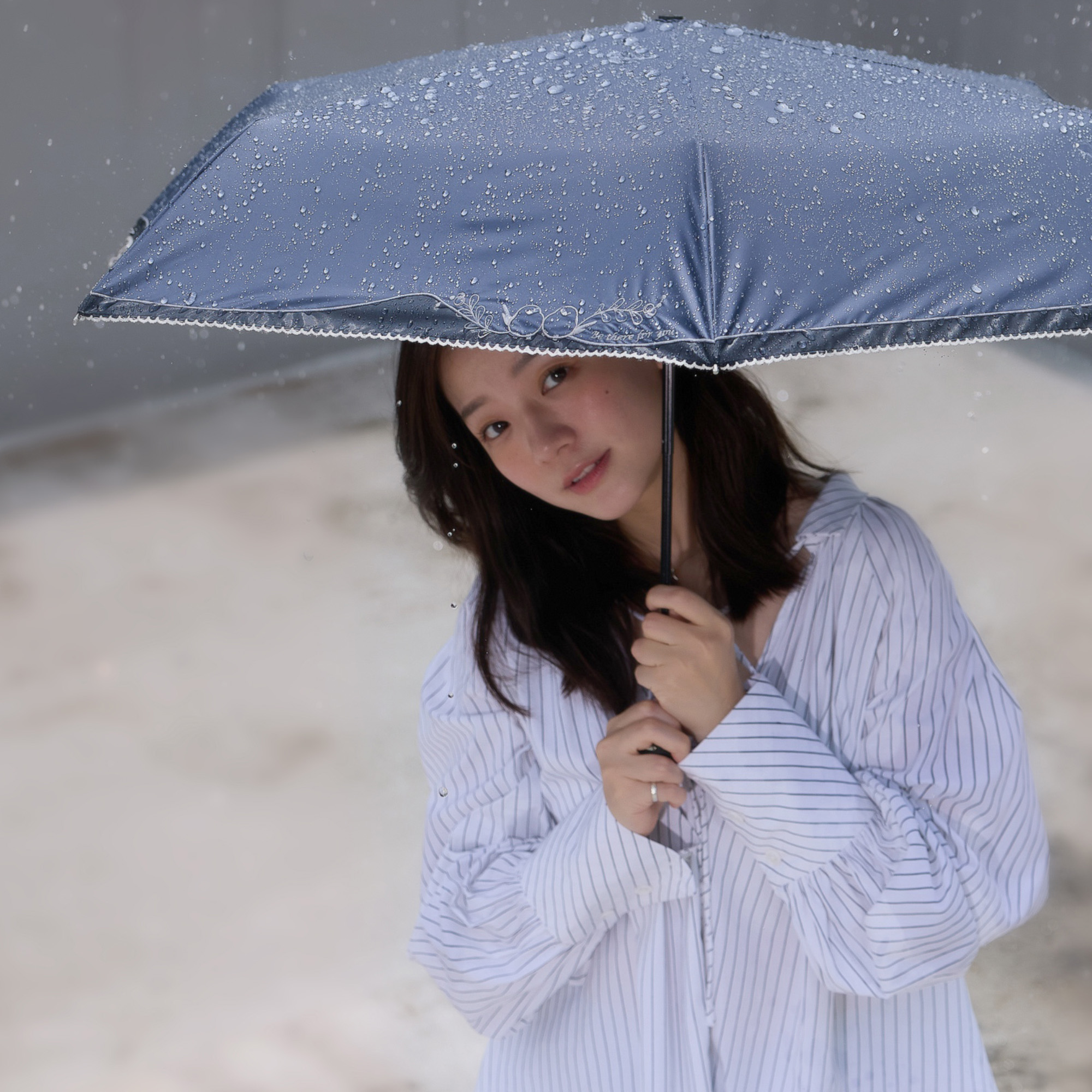 【rento】UV Protection Patchwork Mini Umbrella with Black Coating &ndash; Embroidered Tit, , large