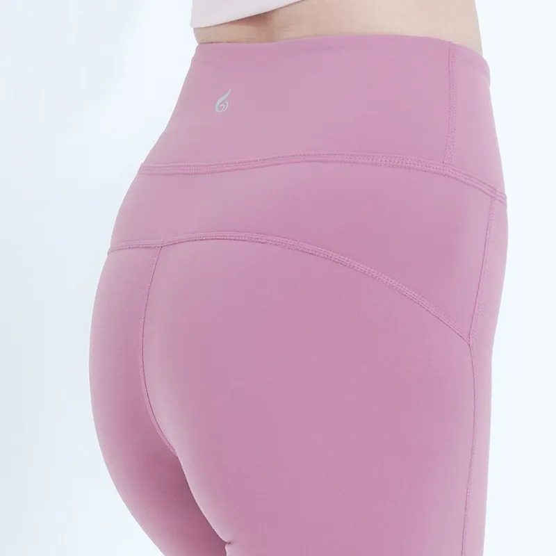 YOGA FLOW Slim Shorts - 3D剪裁修身五分褲 - 紫紅藤 Pale Violet Red, , large