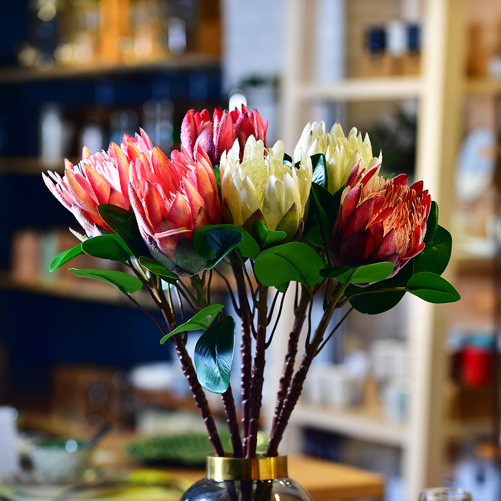 ARTFIACIAL PROTEA CYNAROIDES SPARY-WHITE, , large