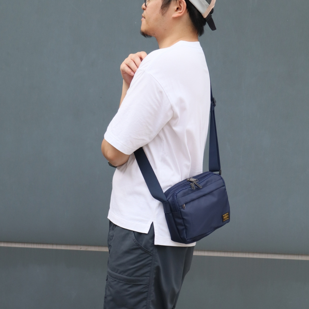 【YUN Select】EBIZU 輕量潮流側背包-黑色 側背包 斜肩包 斜背包 日系 新宿街頭 男裝搭配, , large