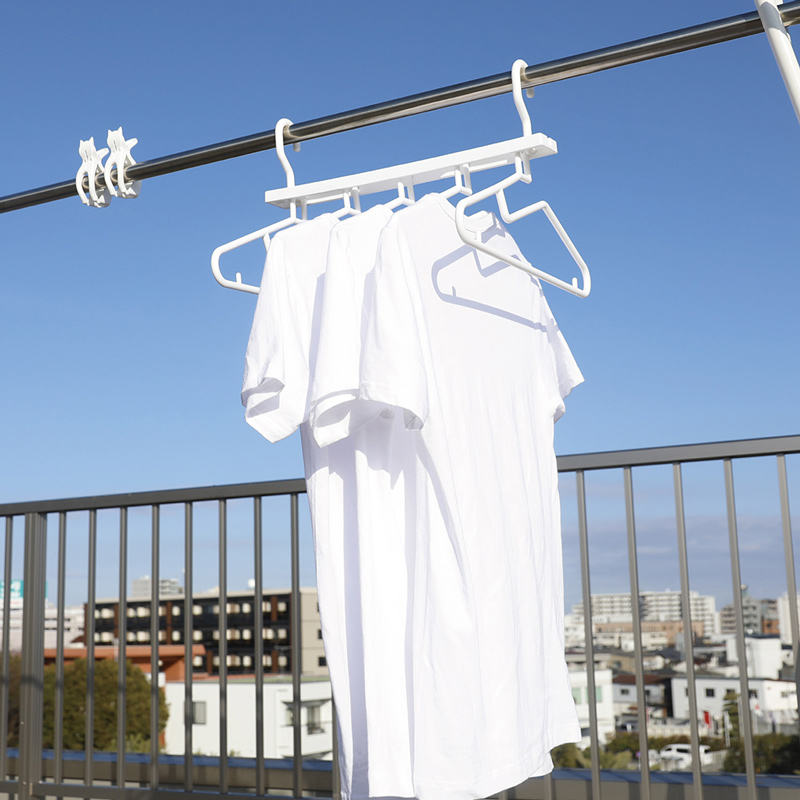 5 consecutive hangers that can be stored , , large