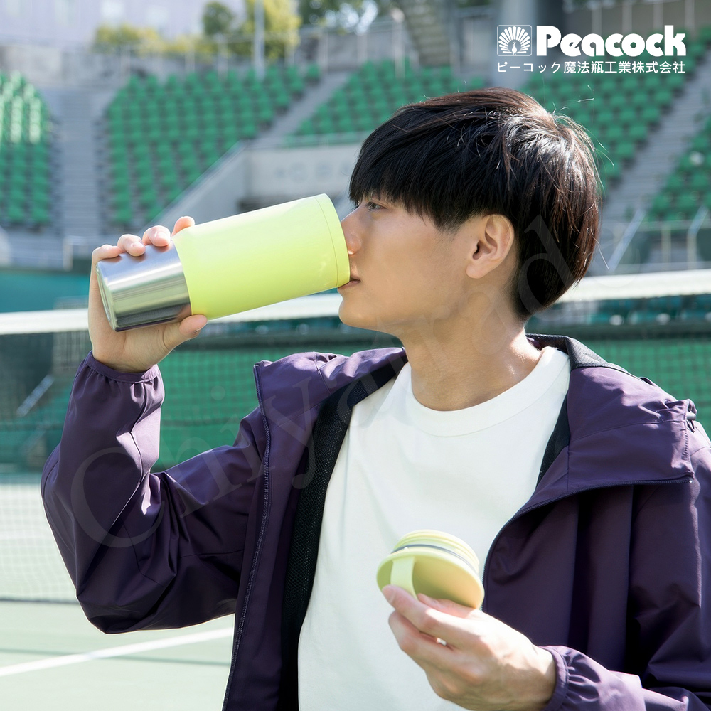 【日本孔雀Peacock】手提式真空斷熱不鏽鋼 冰霸杯 巨無霸鋼杯 保冰保溫 隨行杯 800ML(上蓋可拆洗)-黑色, 黑色, large