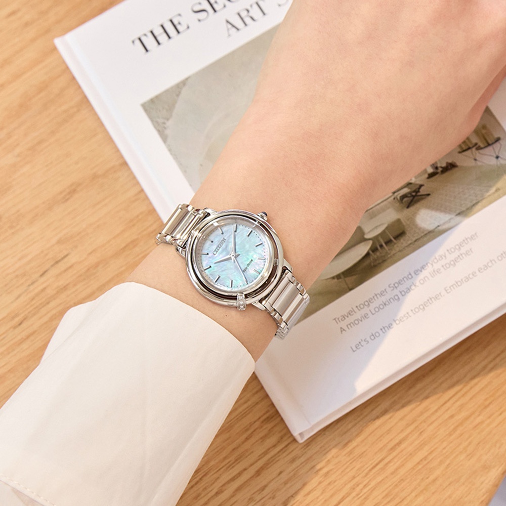 CITIZEN 星辰 L系列 曙光 光動能鑽石女錶 附贈皮革錶帶 EM1090-60D, , large