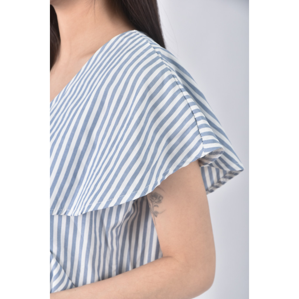 (S) 【金莎私服】neon韓牌綁帶藍色短袖上衣二手衣, , large