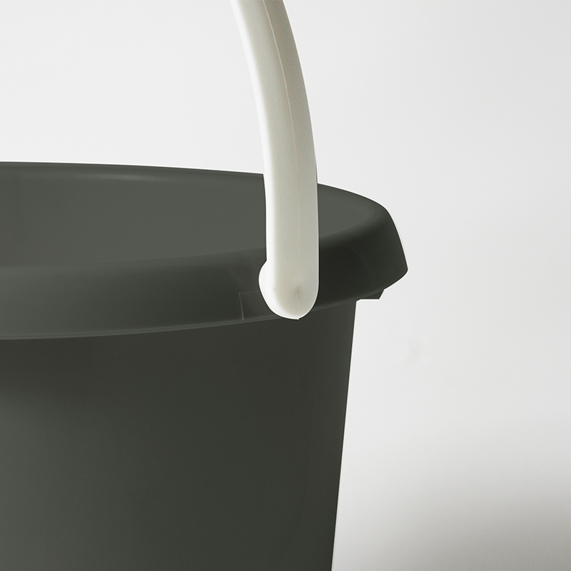 GINII基尼|質感加厚手提水桶 12L 莫蘭迪綠/塑膠水桶 圓型水桶 手提水桶 多用途水桶 泡腳 園藝 洗澡桶, 莫蘭迪綠, large