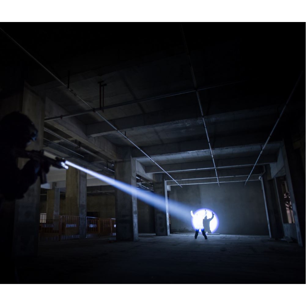 【電筒王】WELTOOL W35 LEP 335流明 886米 極致聚光 鐳射 EDC光劍 遠射手電筒 18350含電池, , large