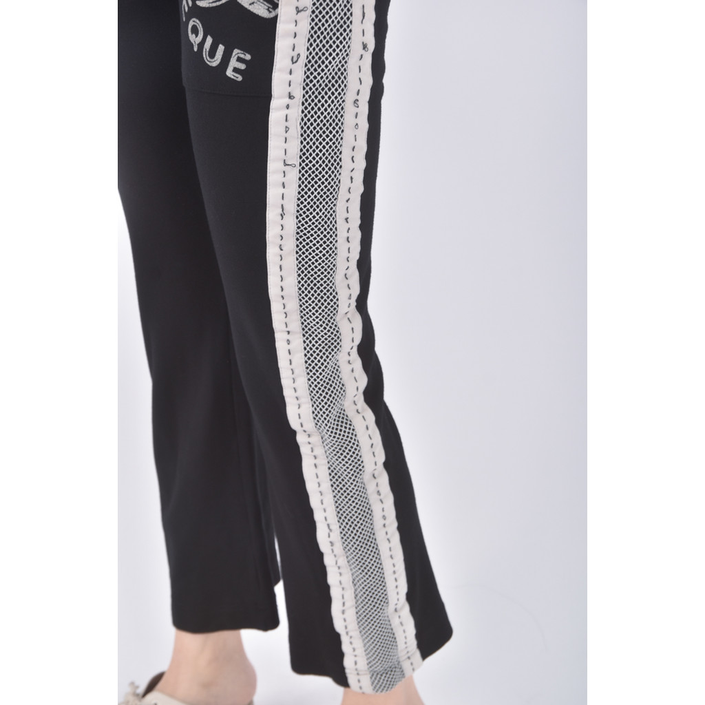 (M) 衣櫃花紋黑色長褲二手衣, , large