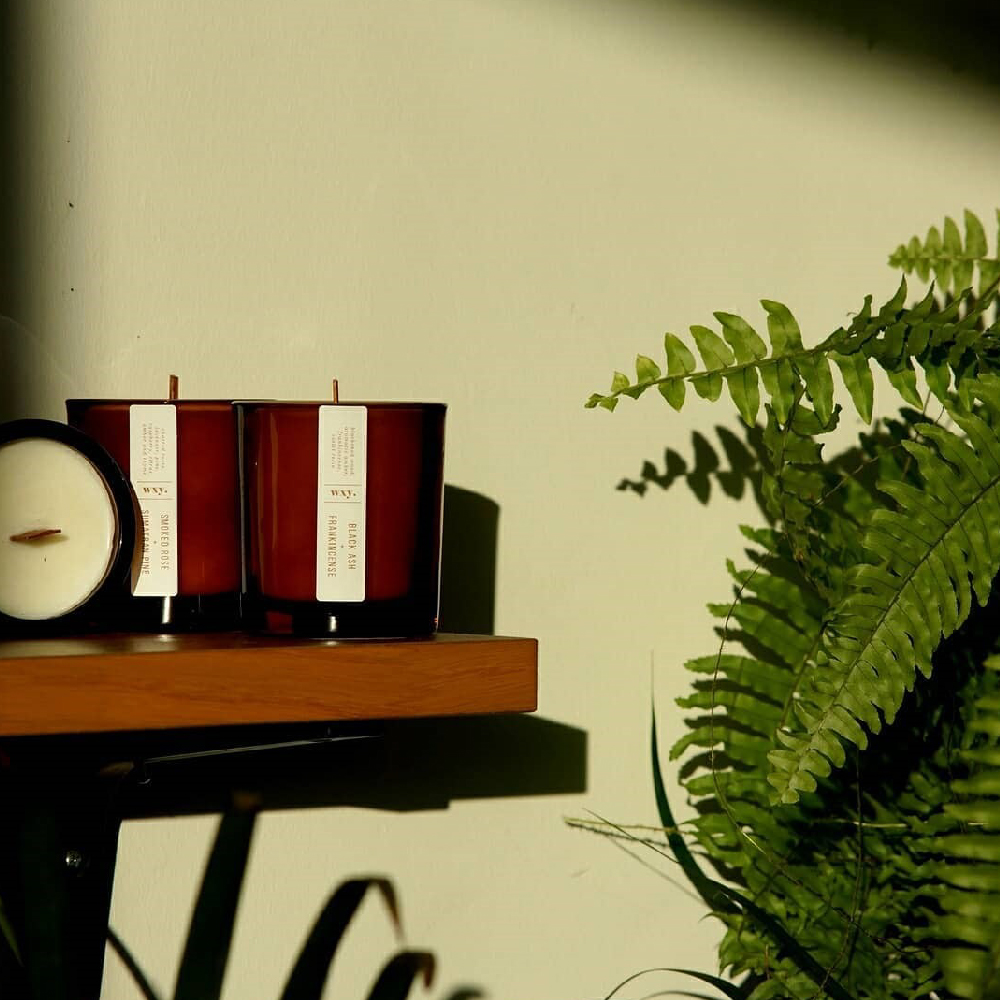 【英國 wxy】Amber 蠟燭(S)-絲絨木 & 琥珀/142g, , large