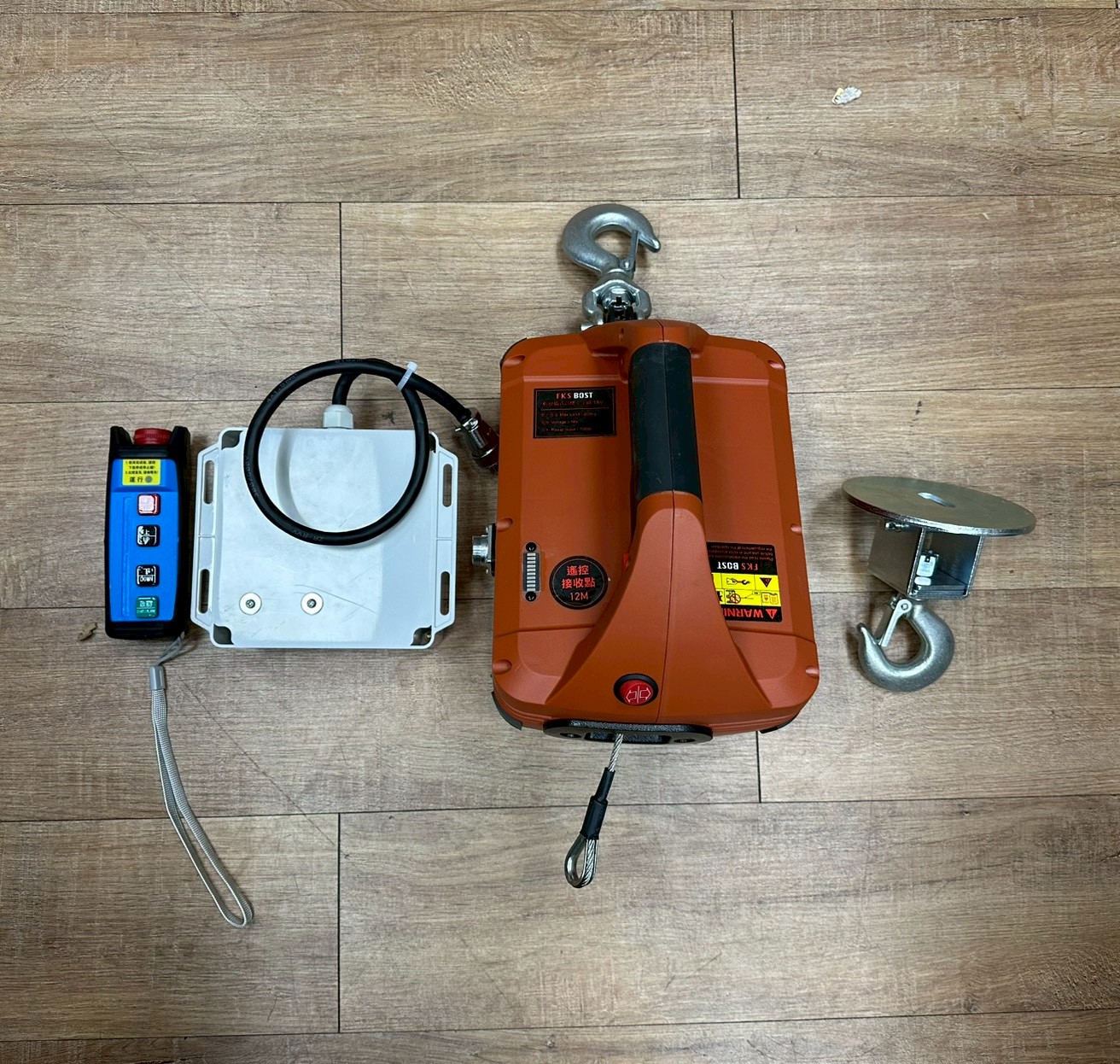WIN五金 FKS BOST 18V 無線遙控200公斤 <牧田款> 充電吊車 充電式吊車 小金剛 充電電動吊車捲揚機 高樓小吊車, , large
