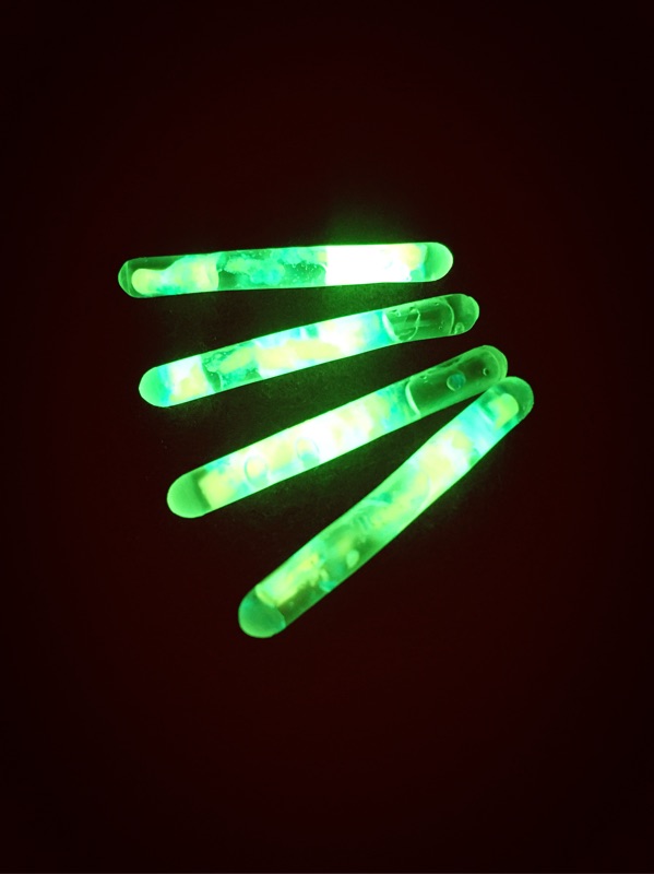 [冠岱]台灣製(60)50/ (45)37/ 25粉末螢光棒夜光棒 綠色  15包1盒 釣魚 漁具 浮標