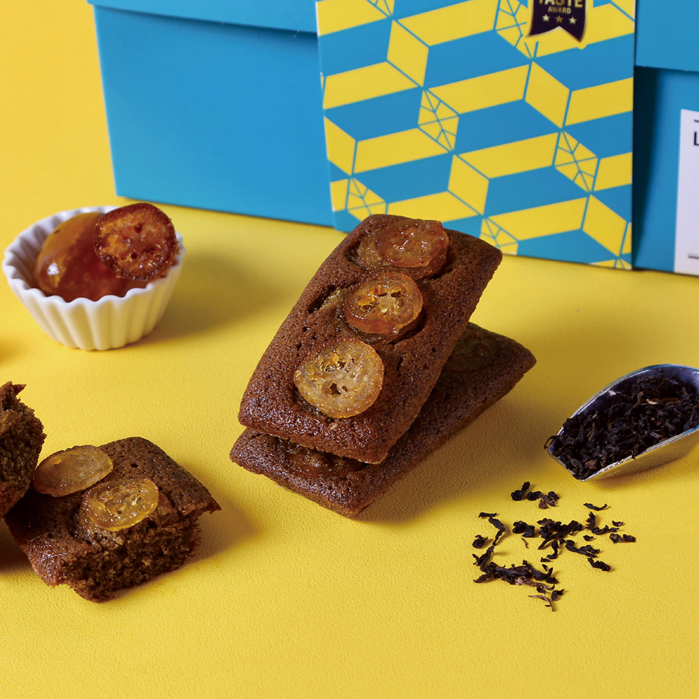 PASADENA Gift Box of Native Black Tea & Kumquat Financiers, , large