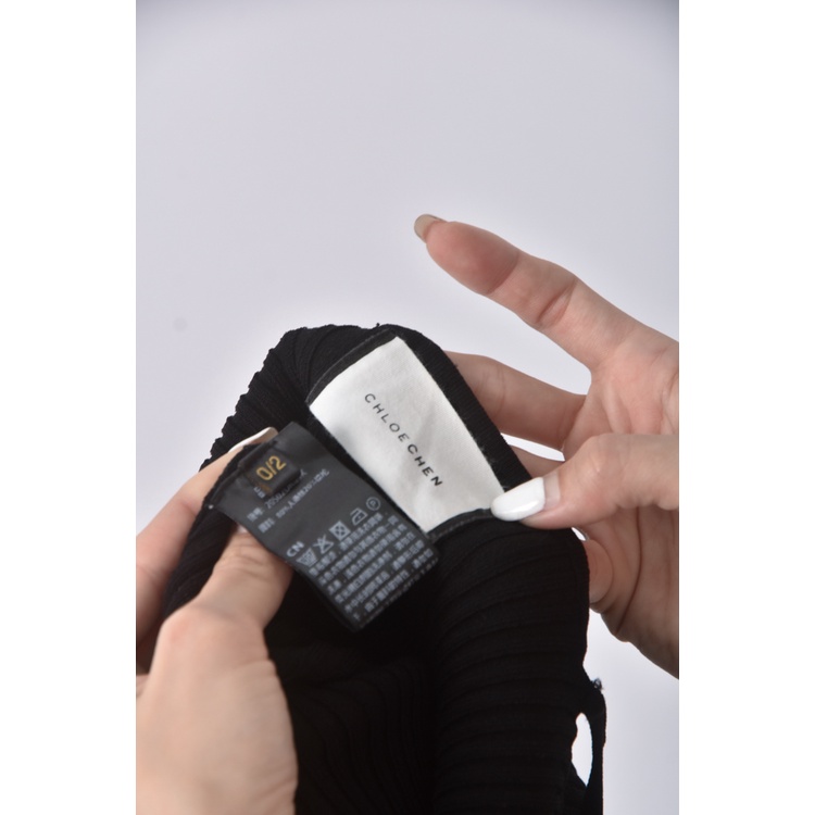 (S) 【安于晴Charlene私服】chloe chen質感吊帶黑色洋裝二手衣, , large