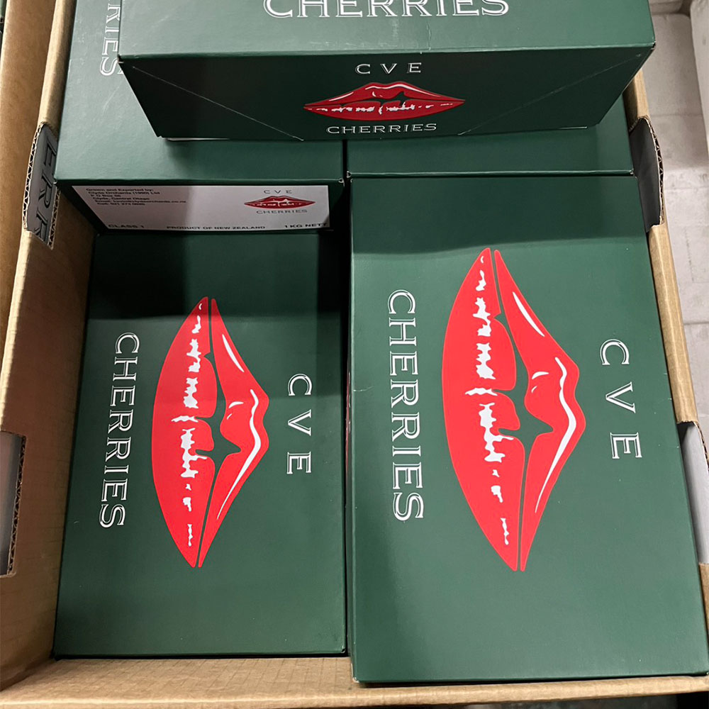 Premium Cherry Gift Box, , large
