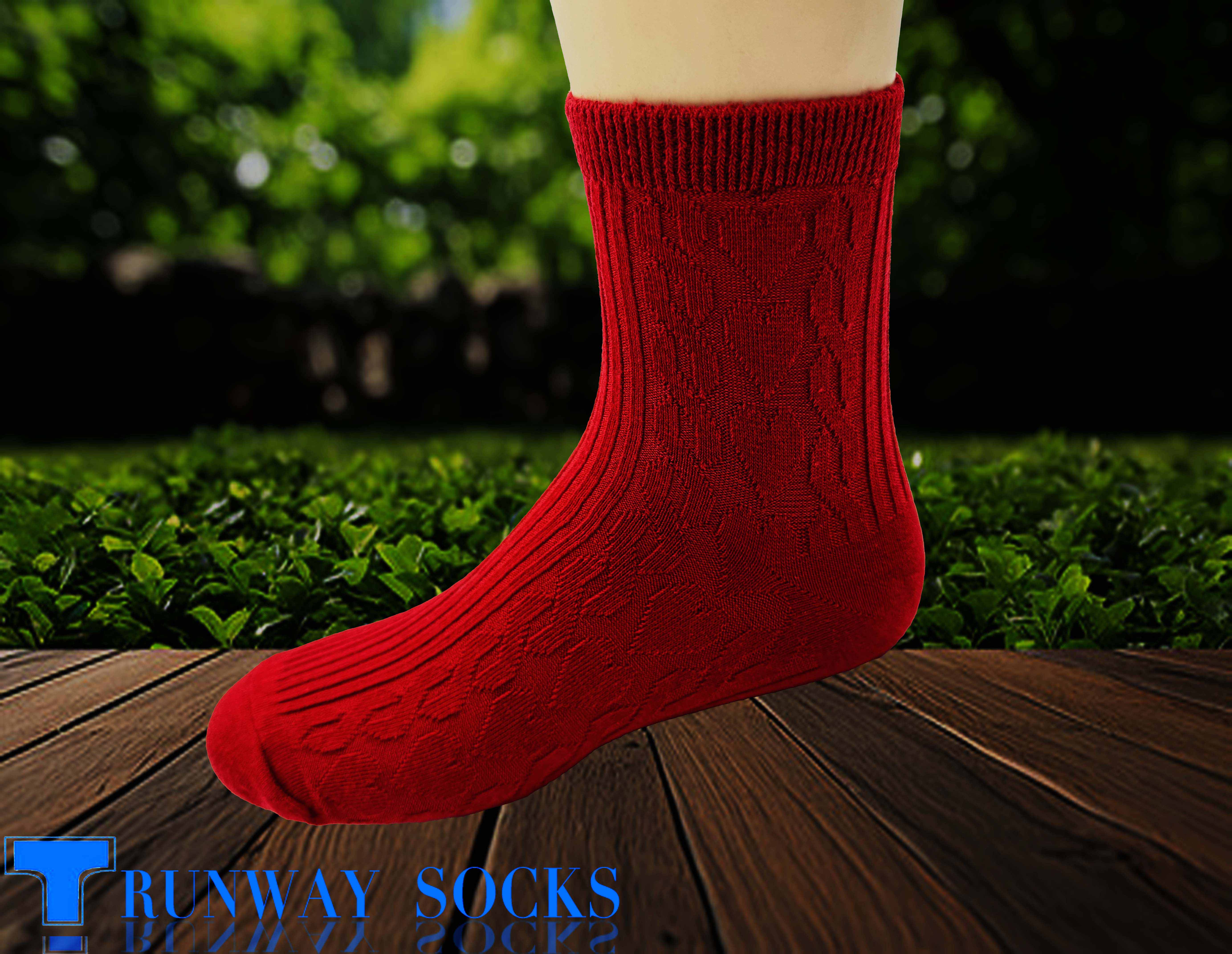 【RUNWAY】《RUNWAY SOCKS》Japanese Style Trendy Short Socks – Double Cylinder 1/2 Crew Socks with Heart Jacquard Design – Casual & Sporty – Burgundy – Women’s – 1 Pair, , large