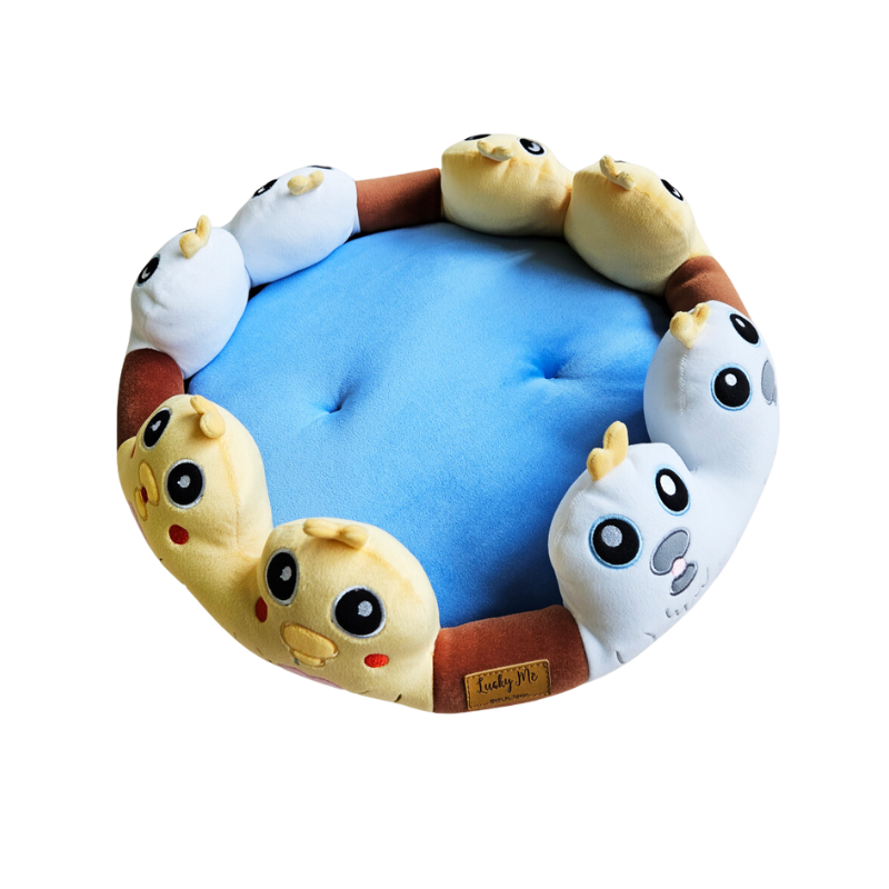 Pet bed with cute animal theme