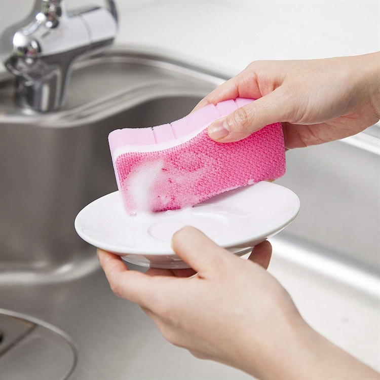 Curved foaming sponge brush, , large