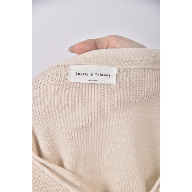 (XL) levely and thisway韓牌質感針織V領杏色長袖上衣二手衣, , large