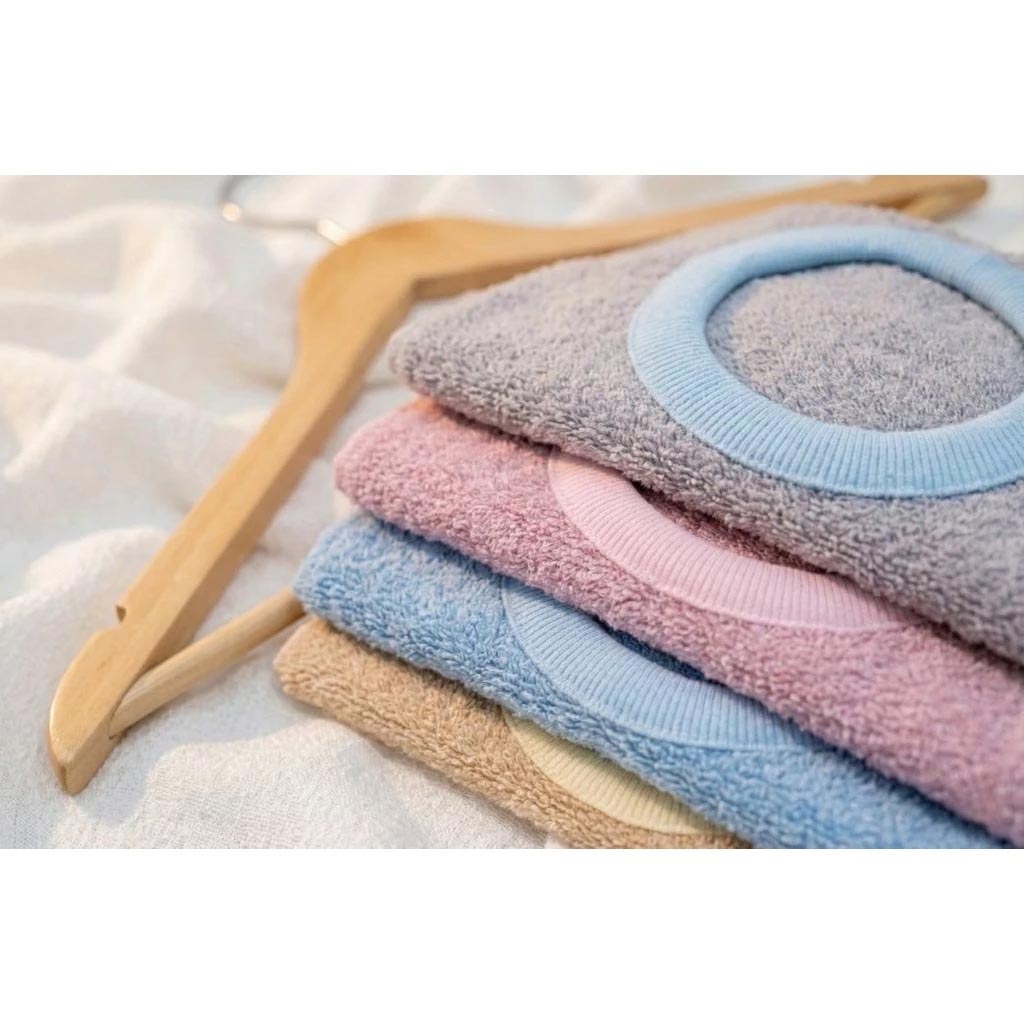 [Kaimei Cotton Industry] 8 in the group, random and excellent, MIT made in Taiwan, 28 taels thick, pure cotton breathable adult bib/spit napkin, exquisite satin plain color, , large