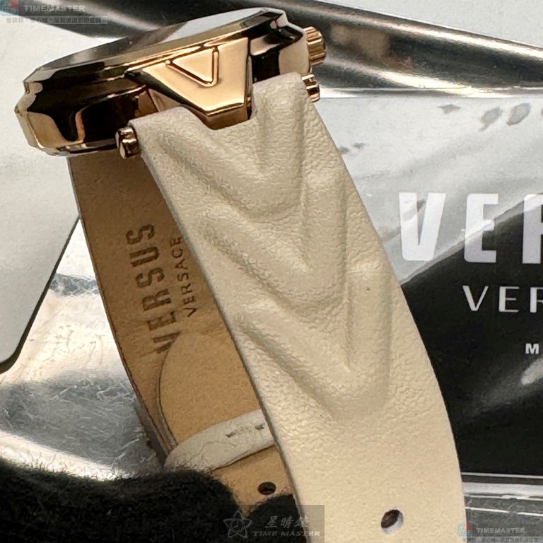 [星晴錶業]VERSUS VERSACE手錶,30mm,VV00383白色幾何立體圖形錶面玫瑰金錶殼米白色真皮皮革錶帶款, , large