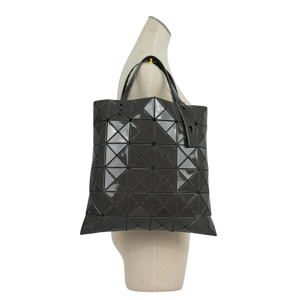 ISSEY MIYAKE BAO BAO LUCENT 6x6 亮面雙色托特包/石墨灰/珍珠灰, , large