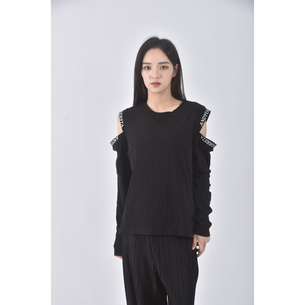 (M) ai yi zhuang質感挖肩字母黑色長袖上衣二手衣