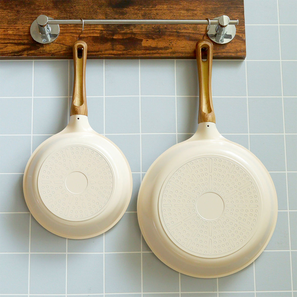 【HANAKO】Japan 6-Layer Ceramic Nonstick Deep Wok 24cm (Compatible with IH & Gas Stoves / Fast Heating & Easy to Clean / Lightweight Design), , large