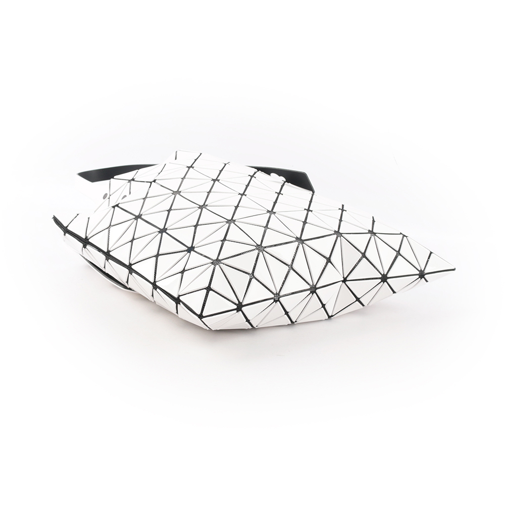 ISSEY MIYAKE BAO BAO PRISM 7X7 亮面手提包/白色, , large