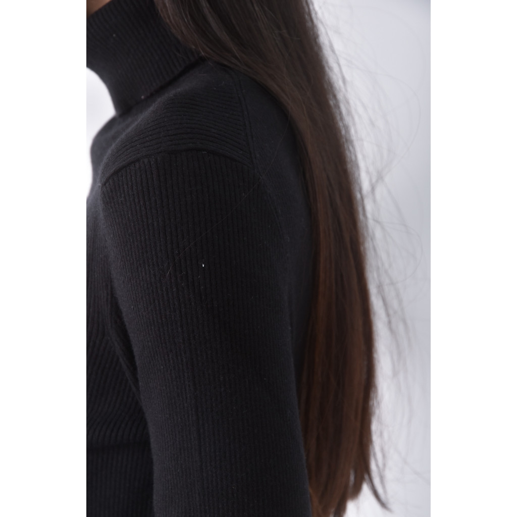 (S) lativ質感坑紋黑色長袖上衣二手衣, , large