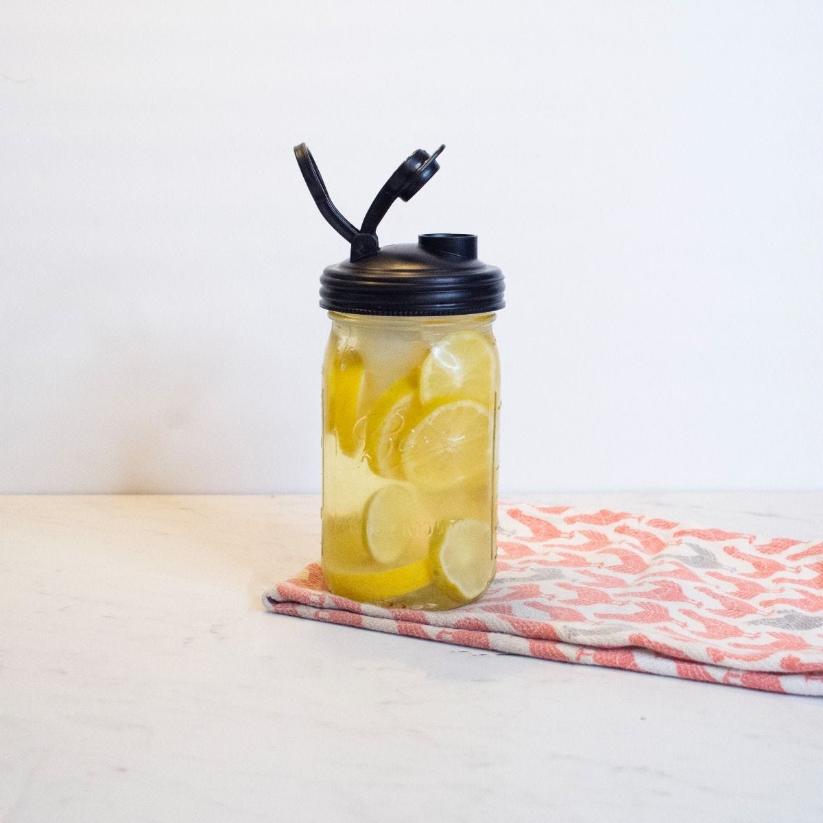 Ball® 16oz/480ml 窄口梅森罐飲料隨行杯-黑色 reCAP Mason Jars Lid POUR cap 全新升級防漏/飲料隨行杯/提把蓋/飲料蓋/冷水壺, , large