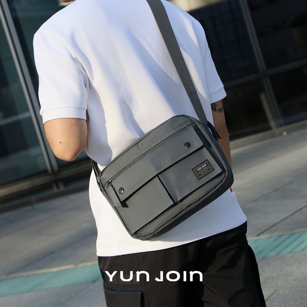 【YUN JOIN】EMBER 經典側肩包-黑色  側背包 斜背包 公事包 收納 防潑水【超強7層收納】, , large