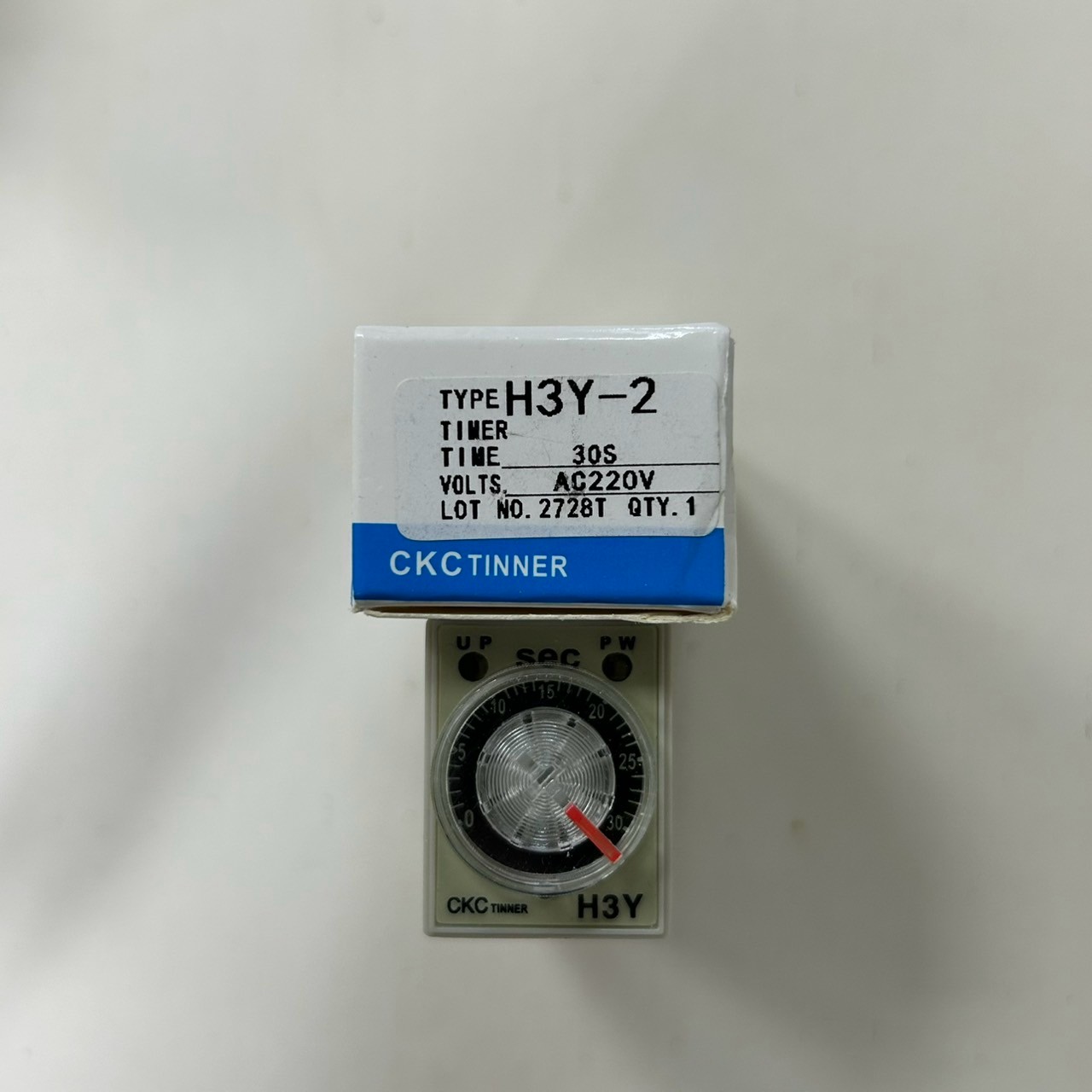 Time relay, 8 pins, 2 open, 2 closed, AC220V, -0, -30 seconds, , large