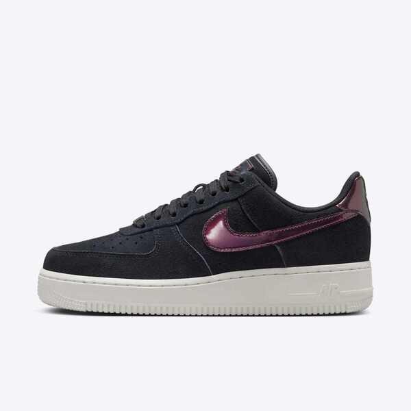 Kixpress-Nike Wmns Air Force 1 '07 SE 女 運動休閒鞋 AF1 金屬勾 黑紫 [HJ4401-002]