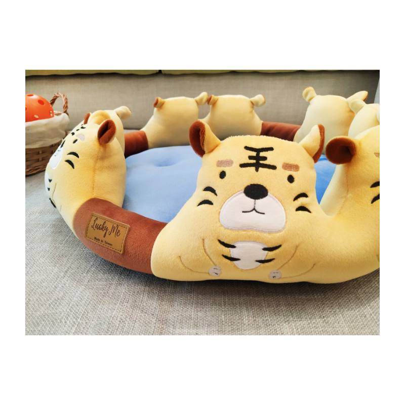 Pet bed with cute animal theme, , large