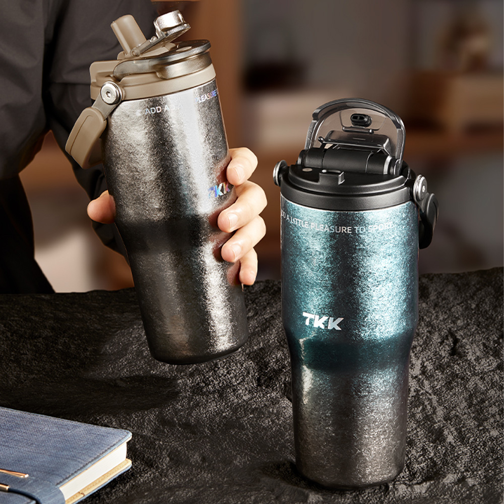 【TKK】悅界時尚 純鈦Ti 拎拎杯 手提式 冰霸杯 抗菌保溫杯 環保杯 700ML(直飲+吸管)-鈦金屬, , large