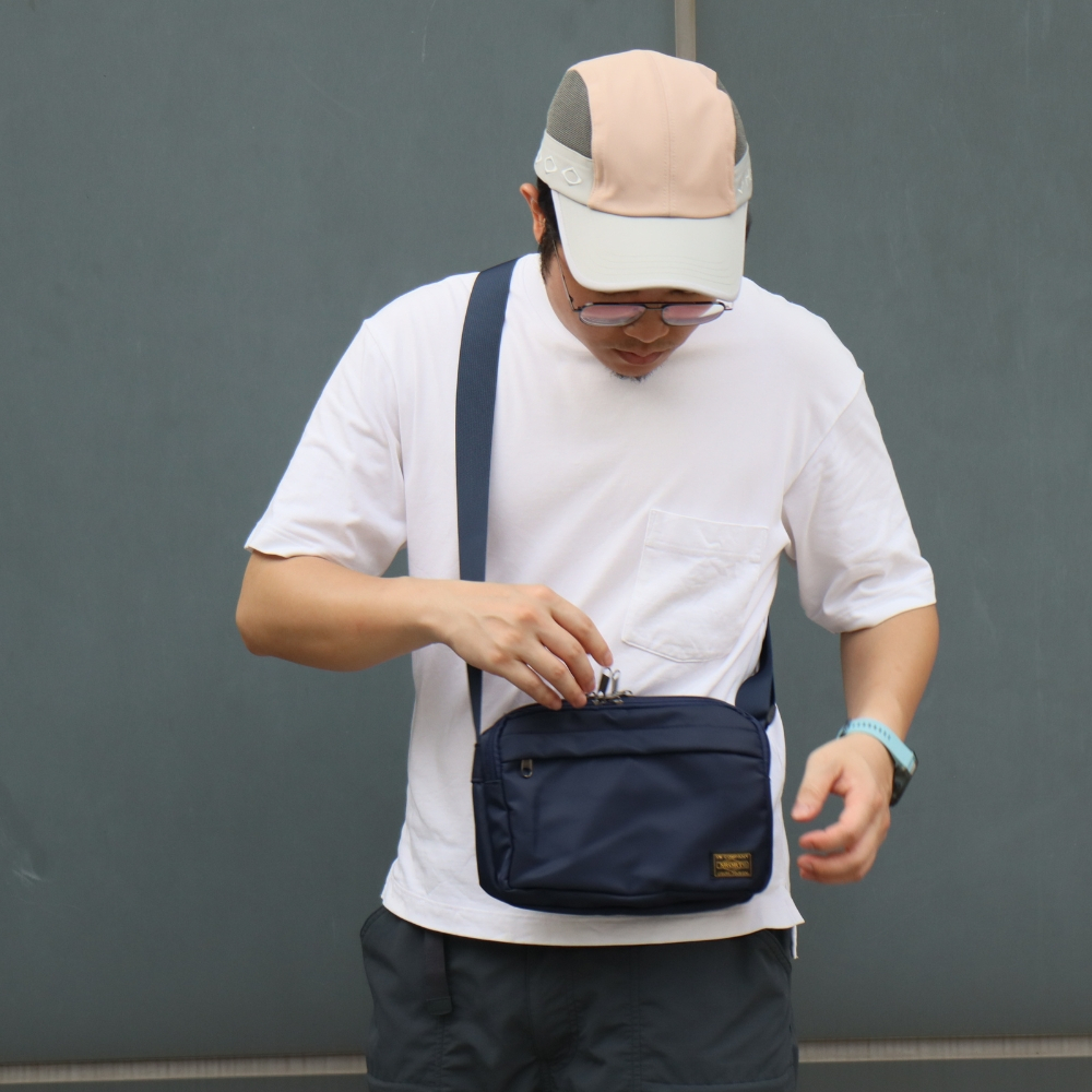 【YUN Select】EBIZU 輕量潮流側背包-黑色 側背包 斜肩包 斜背包 日系 新宿街頭 男裝搭配, , large