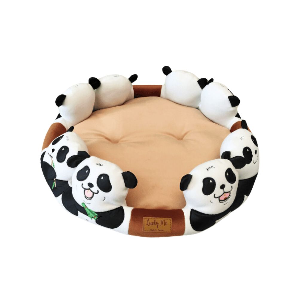 Pet bed with cute animal theme