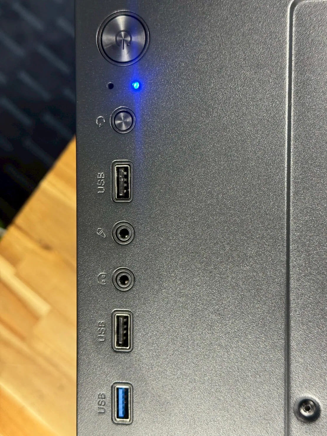 🌊網紅曲面爛爛機🌊 | RTX5060 | Intel i5-12400F | (D+1+10+Y)2025推薦便宜電腦主機❤️每日限量一台❤️, , large