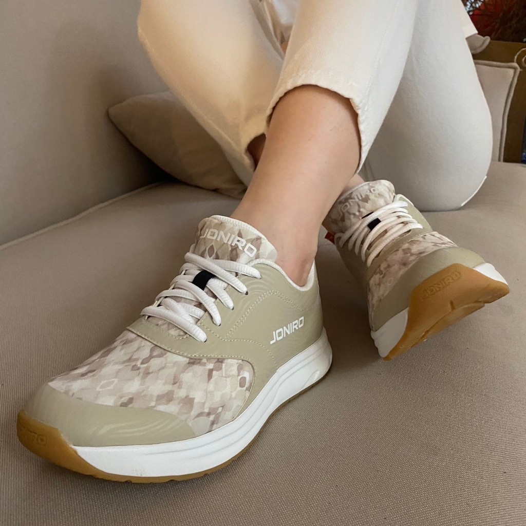 【JONIRO】MIT台灣製造 拇趾外翻鞋FOOTLOOSE 氣墊鞋款 寬楦 透氣 穿搭鞋 _質感米(部分鞋款有現貨), , large