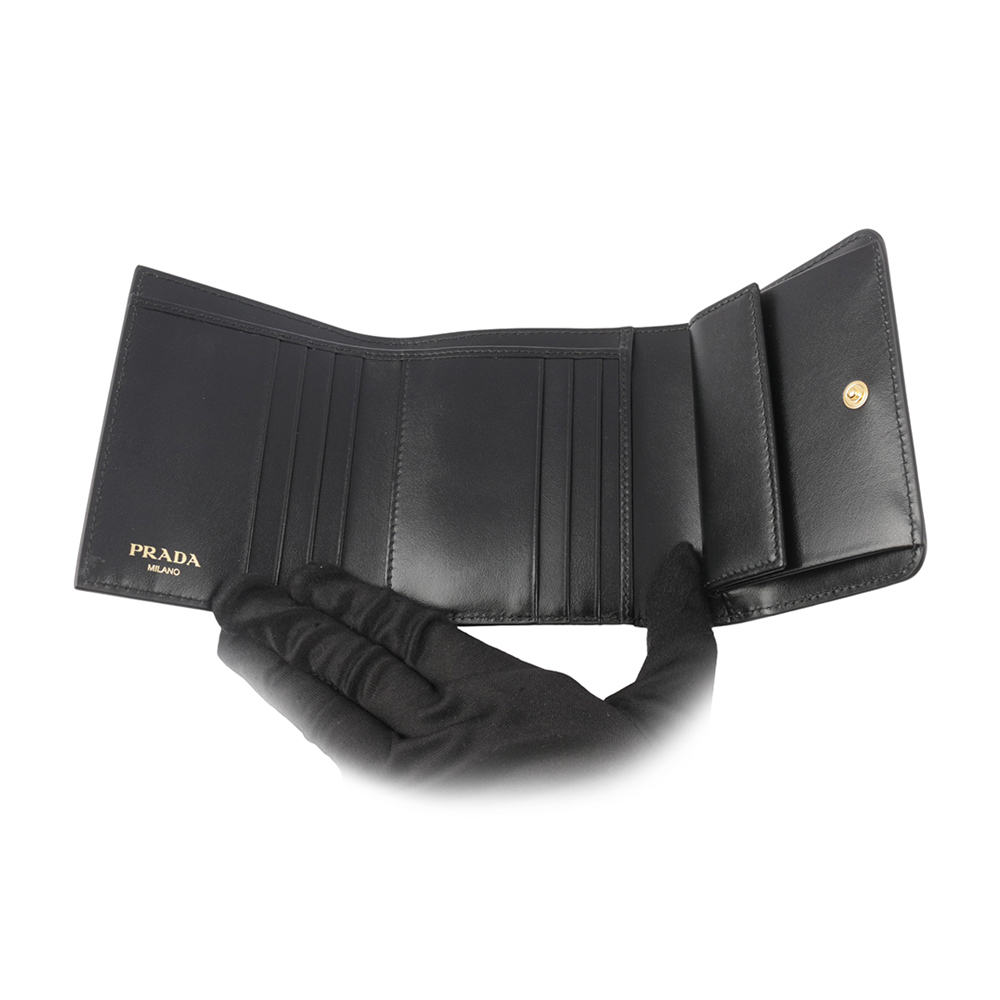 PRADA 三角牌LOGO水波紋皮革暗釦三折短夾/黑色, , large