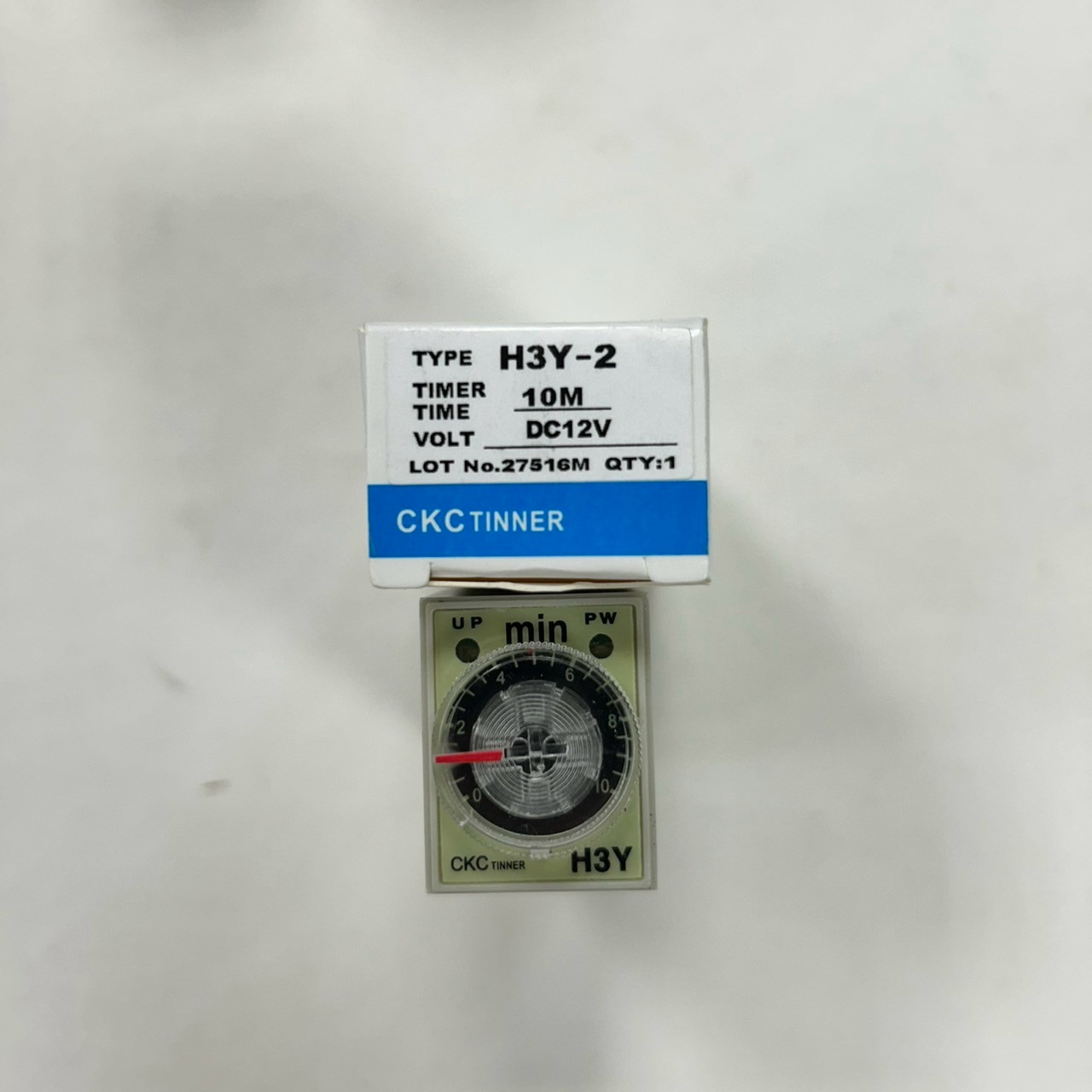 Time relay, 8 pins, 2 open, 2 closed, DC 12V, -0, -10 minutes, , large