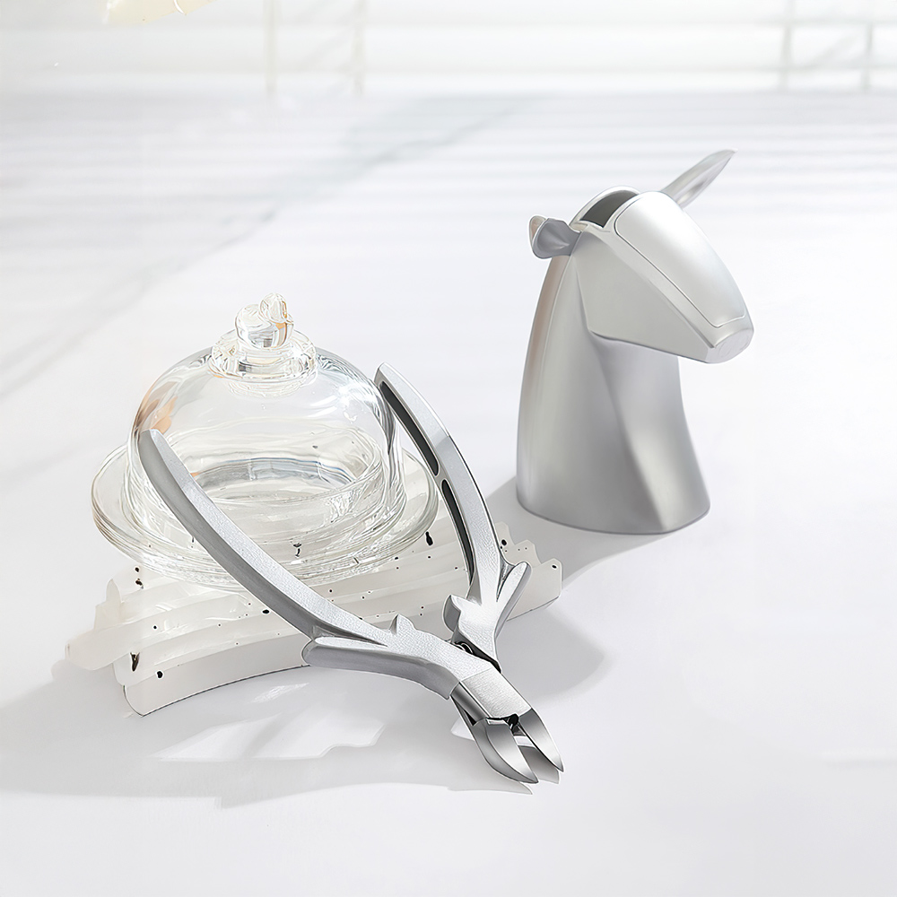 【上手家居】麋鹿死皮剪 銀色(指甲剪/指甲刀/甲溝剪/擺飾/擺件/居家裝飾), , large