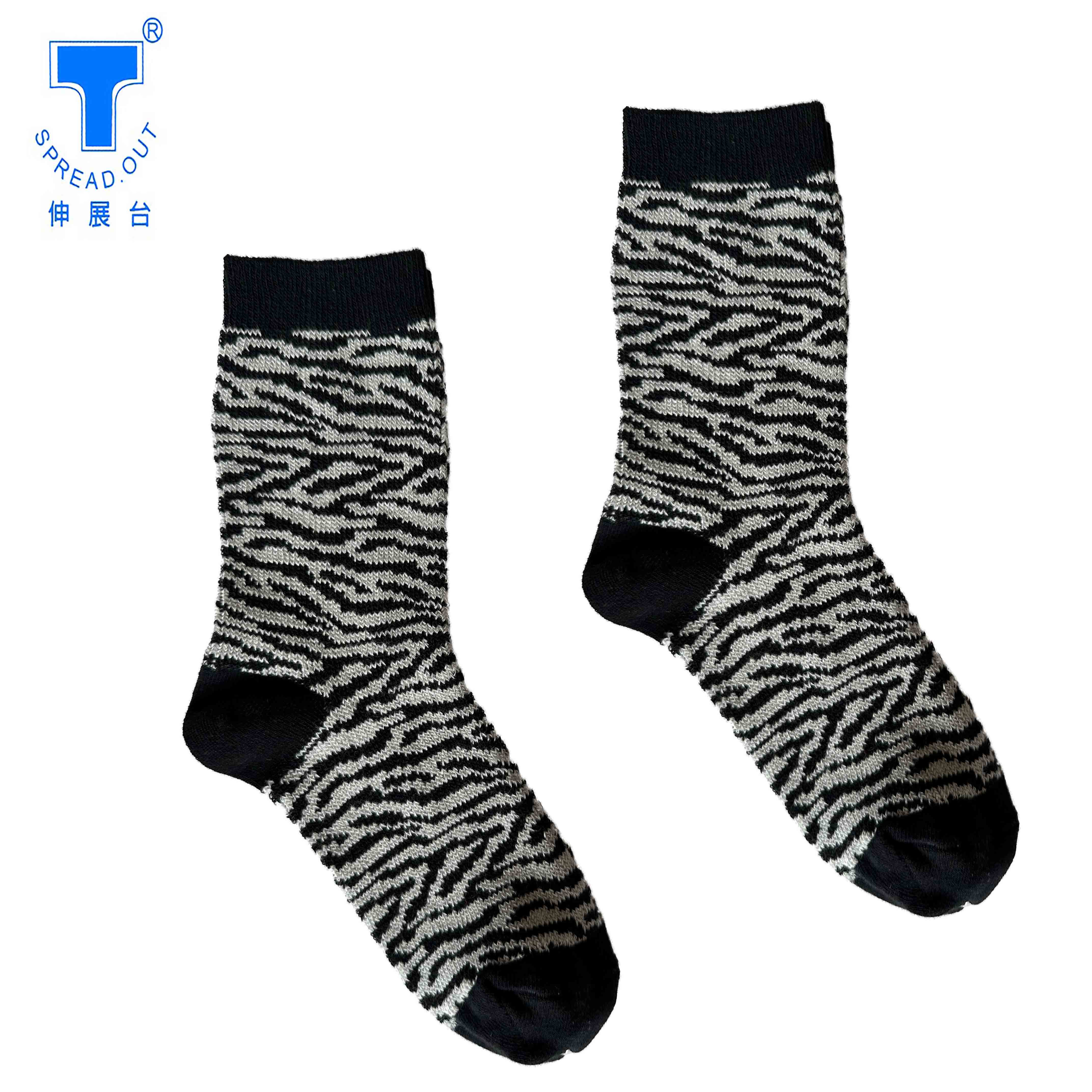 [Runway Socks]Women's Fashion Animal Print Socks &ndash; Double Cylinder Knit, White (1 Pair)