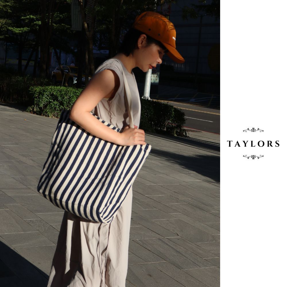 【TAYLORS】韓版 夏日條紋帆布托特包-焦糖 棉布軟包 大容量 帆布袋 手提 肩背包 沙灘袋, , large