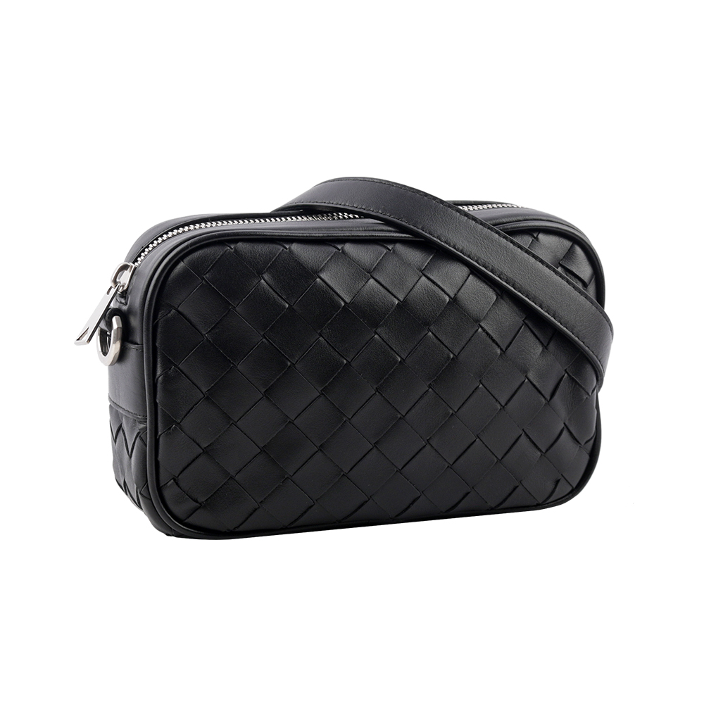 BOTTEGA VENETA Intrecciato 小牛皮編織迷你相機包/黑色, , large