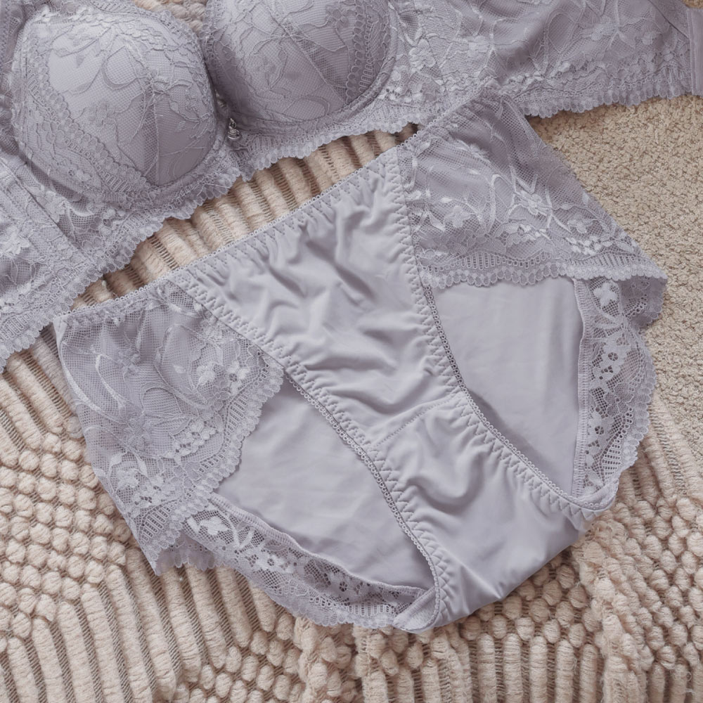 【Clany可蘭霓】台灣製 法蕾柔波 抑菌石墨烯中腰蕾絲 M-XL內褲 3066-92 紫, , large