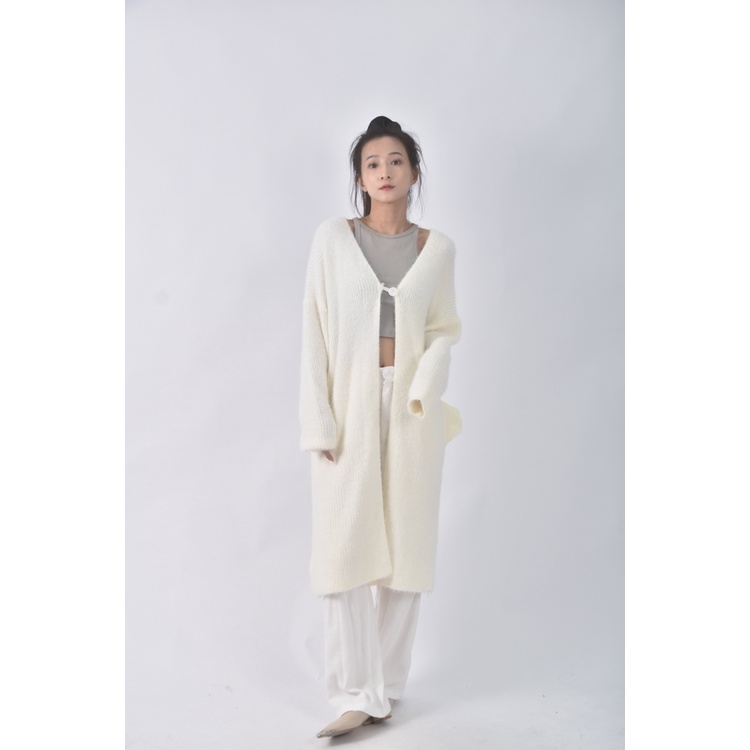 (F) 【安于晴Charlene私服】質感白色罩衫二手衣