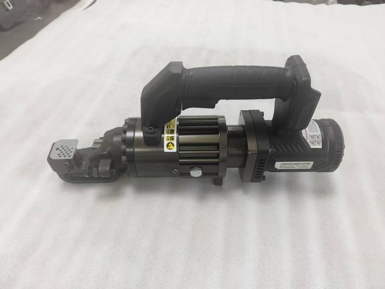 WIN五金 FKS BOST 18V無刷座式鋼筋切斷機<PC-20B+6.0電池套組>螺桿切斷 鋼筋切斷 鋼筋剪斷 金屬切斷機 圓棒切斷, , large